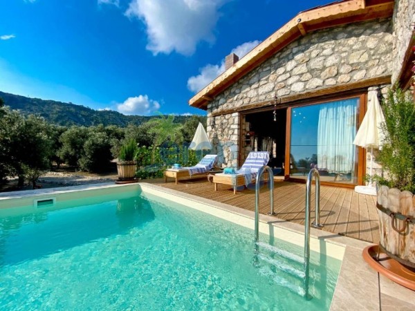 Kalkan Patara Yalı Mevkiinde 2 Kişilik Balayı Villası