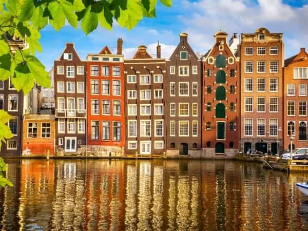 Görkemli Üçlü Benelüks Fransa Almanya