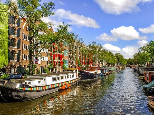 Amsterdam Paris Alışveriş Rotası