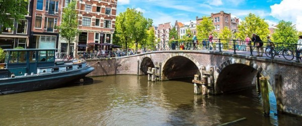 Amsterdam, Brugge ve Brüksel