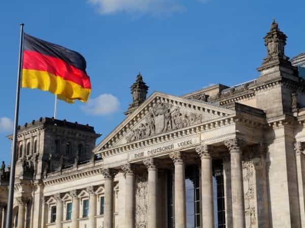 Bir Berlin Masalı Turu